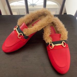 NWOT Catherine Malandrino mules Sz 7 faux fur